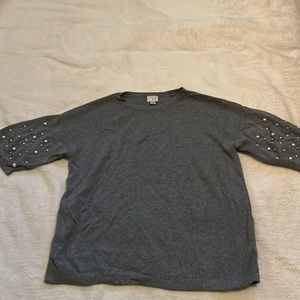 Sweater top with pearls